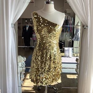 Sherri Hill cocktail